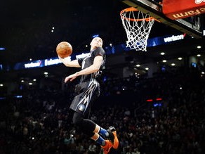 飞越极限，回顾2016年NBA全明星扣篮大赛的巅峰时刻