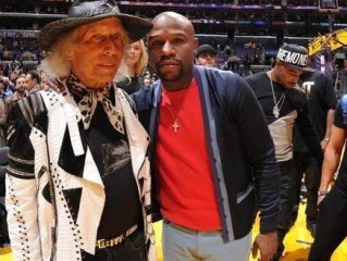 不止是看球，NBA球迷直播背后的情感社区与数字仪式