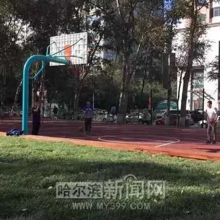 标准篮球场篮球架位置，规则、意义与实战影响
