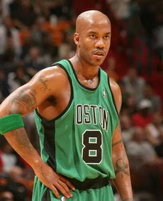 从独狼到马政委，马布里为何离开NBA，在北京找到新生？