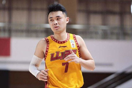 山西男篮张宁哪里人？从网红球员到硬汉核心的逆袭之路