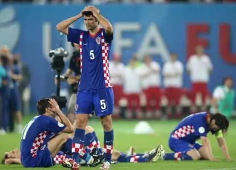 乌克兰进2026世界杯吗，战火中的足球梦